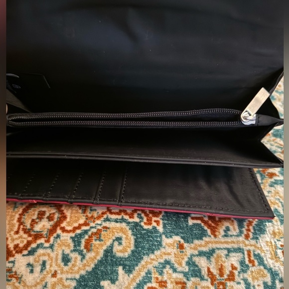 NWOT: Nordstrom Large Red Leather Multi-Compartment Wallet - Picture 4 of 8